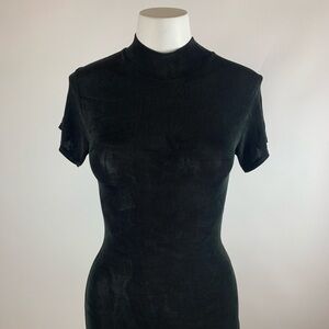 Jonden Mock Neck Short Sleeve Top- Small